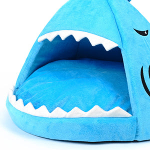 WARM COZY SHARK CAT HOUSE